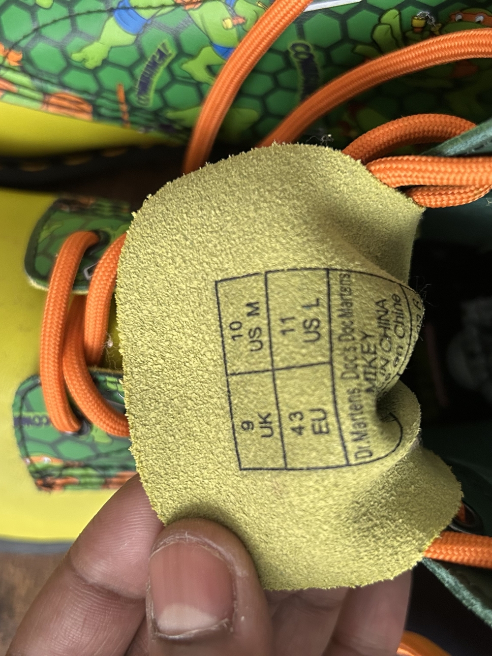Dr. Martens x Teenage Mutant Ninja Turtles Green & Orange Boots - Picture 5 of 6